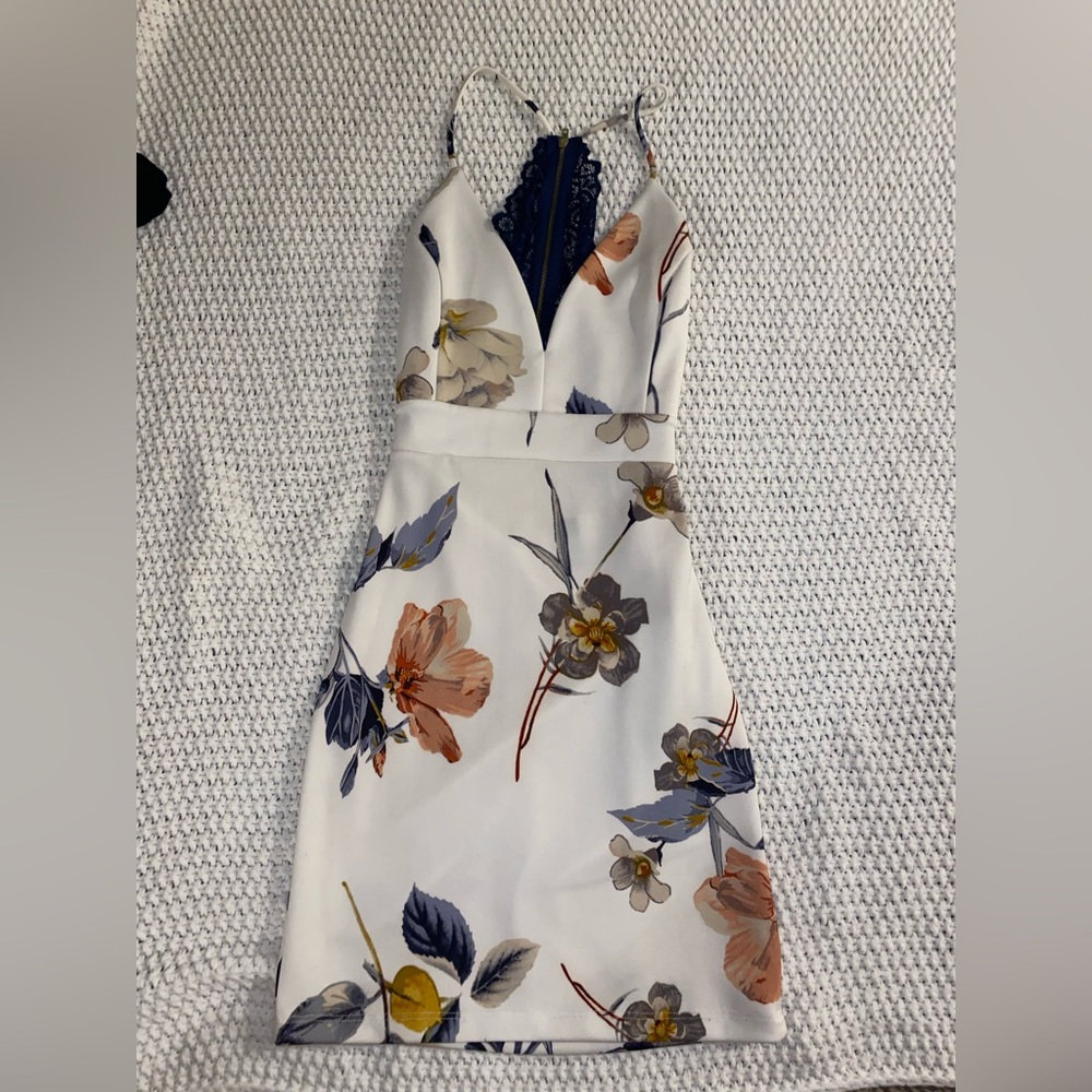 Women’s dress